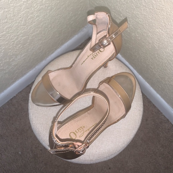 Rose gold strap heels - Picture 4 of 4